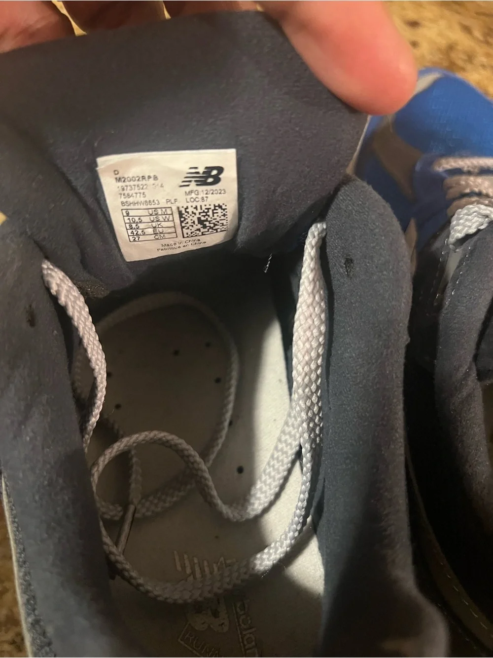 New Balance Men’s Blue & Black Athletic Sneakers unisex